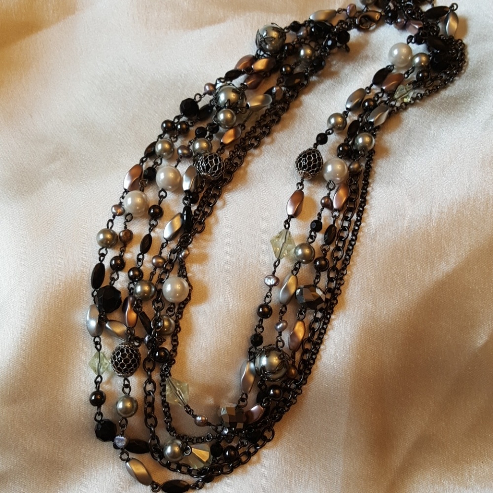 Lia sophia New, 5 Strands! Wear it many ways!